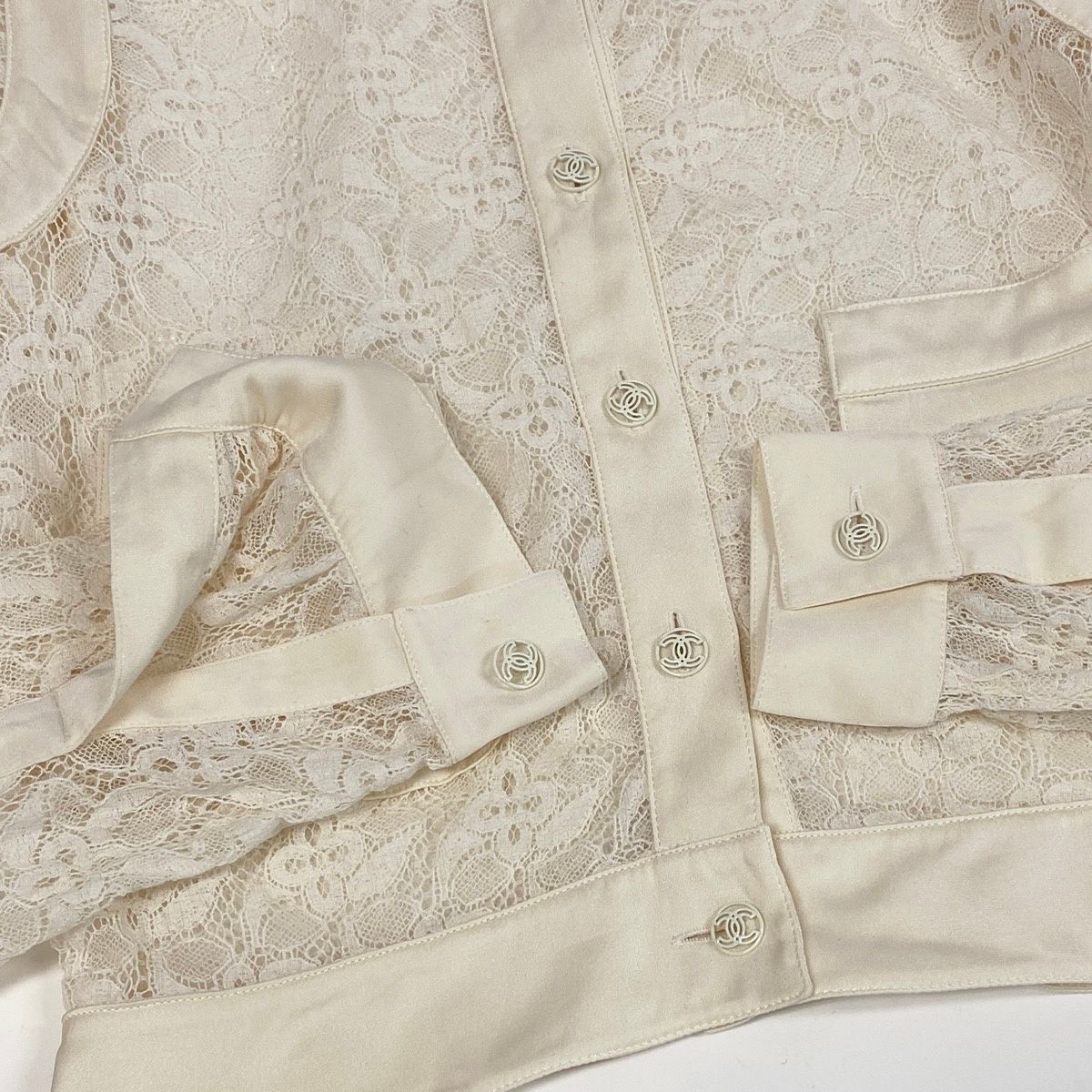 Chanel Cruise Line Lace Blouse Long Sleeve Shirt CC Logo Button 36 Off White — view 3