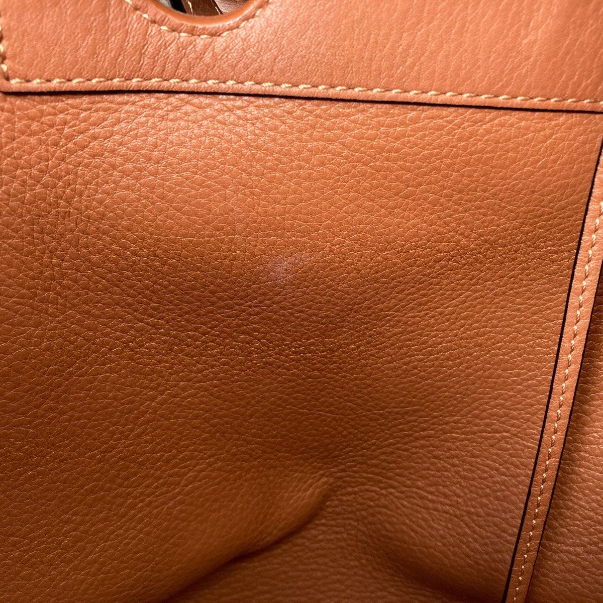 Loewe Love Anagram 2-Way Tote Wool — view 9