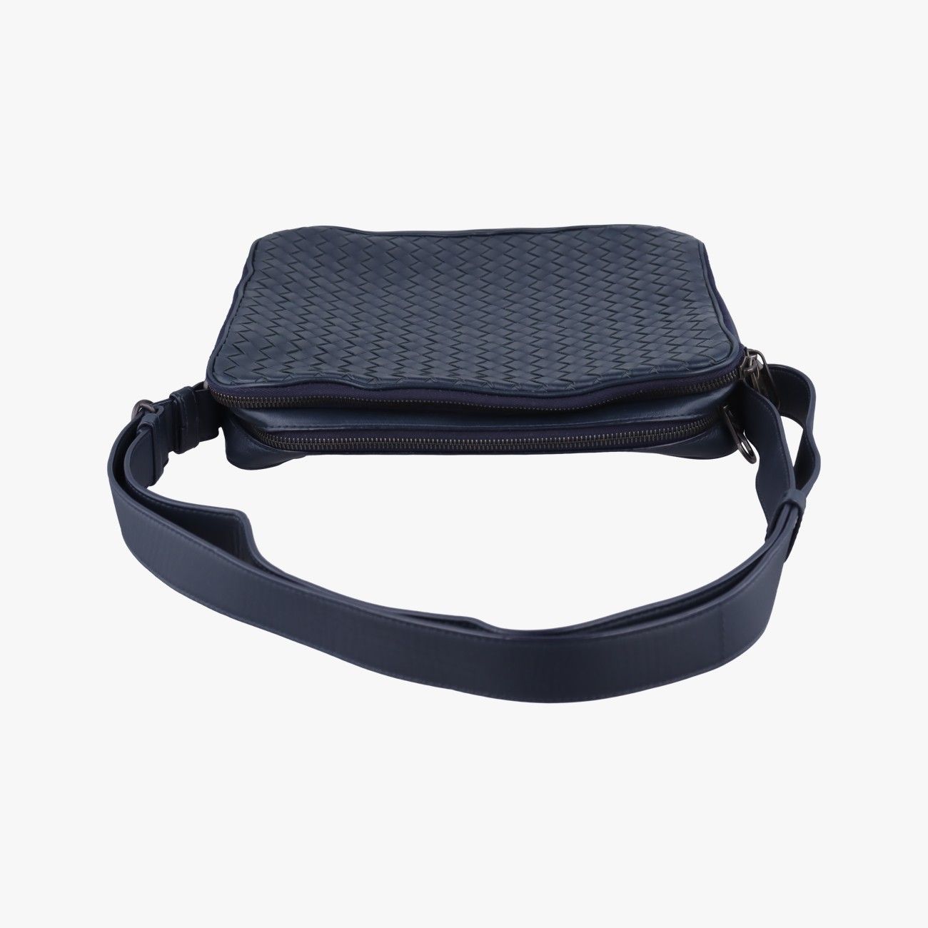 Bottega Veneta Intrecciato Navy Lambskin Tote — view 8