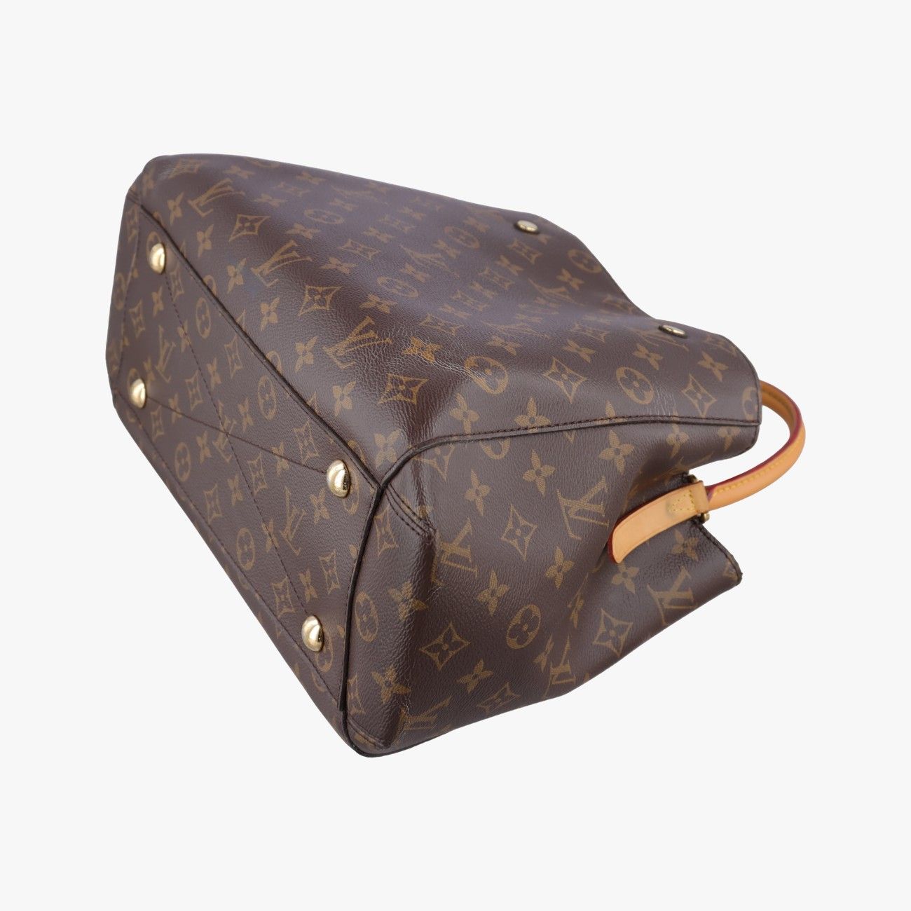 Louis Vuitton Montaigne MM Monogram Brown Canvas Messenger — view 4