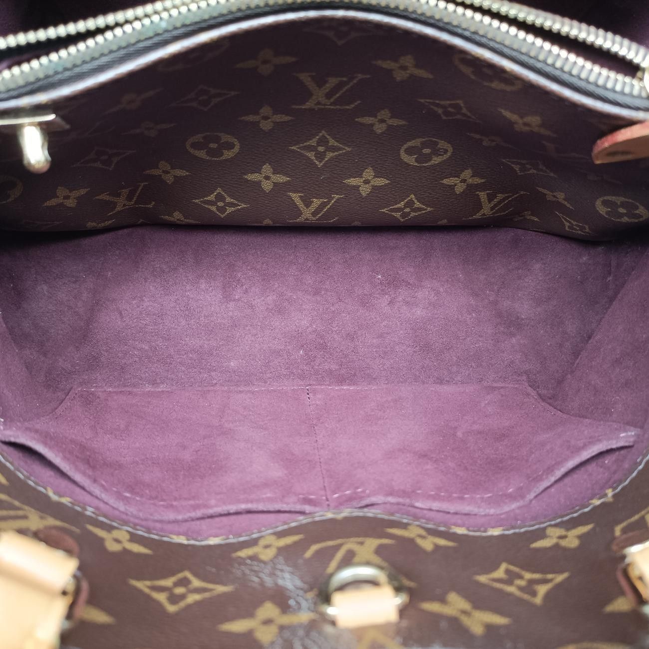 Louis Vuitton Montaigne MM Monogram Brown Canvas Messenger — view 9