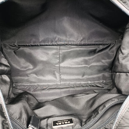 Prada Tessuto Black Nylon Messenger — view 9