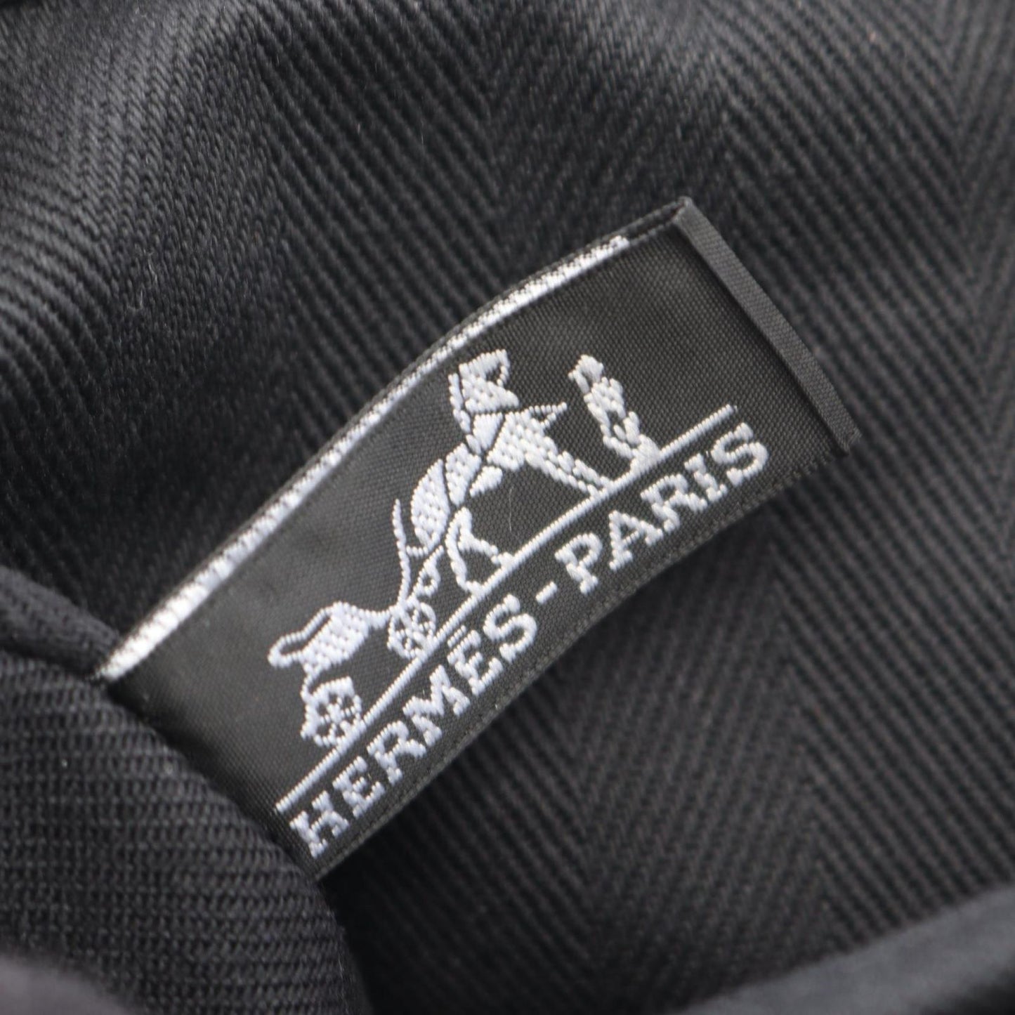 Hermes Handbag Valparaiso PM Black Leather — view 4