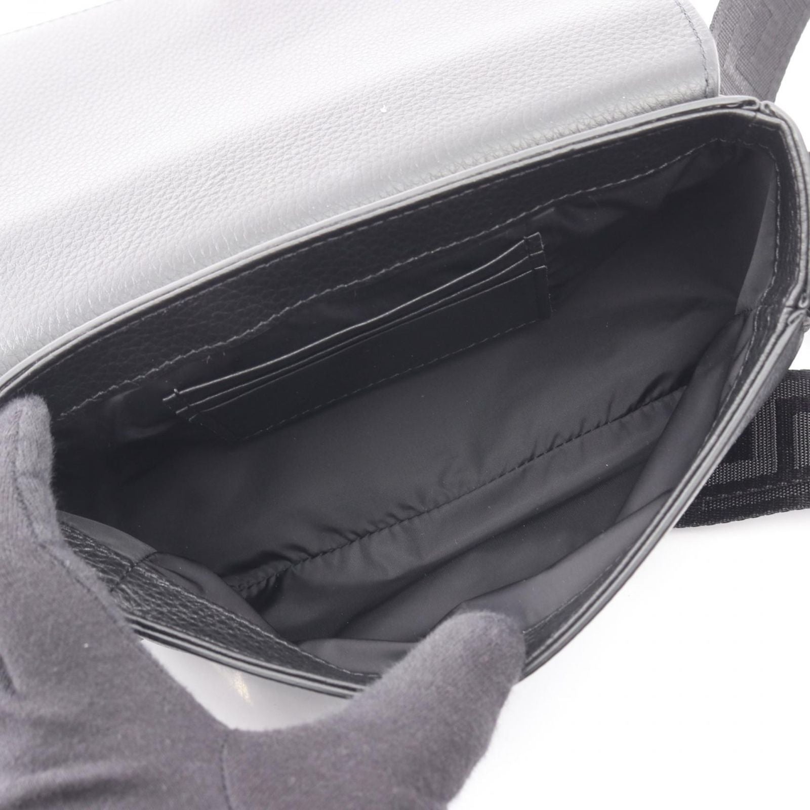 Versace Shoulder Bag Medusa Black Leather Flap — view 3