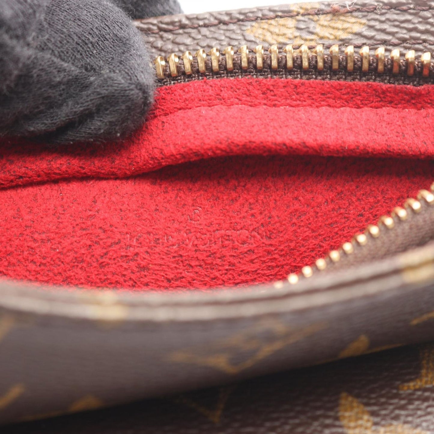 Louis Vuitton Pouch Partition Monogram Leather — view 4