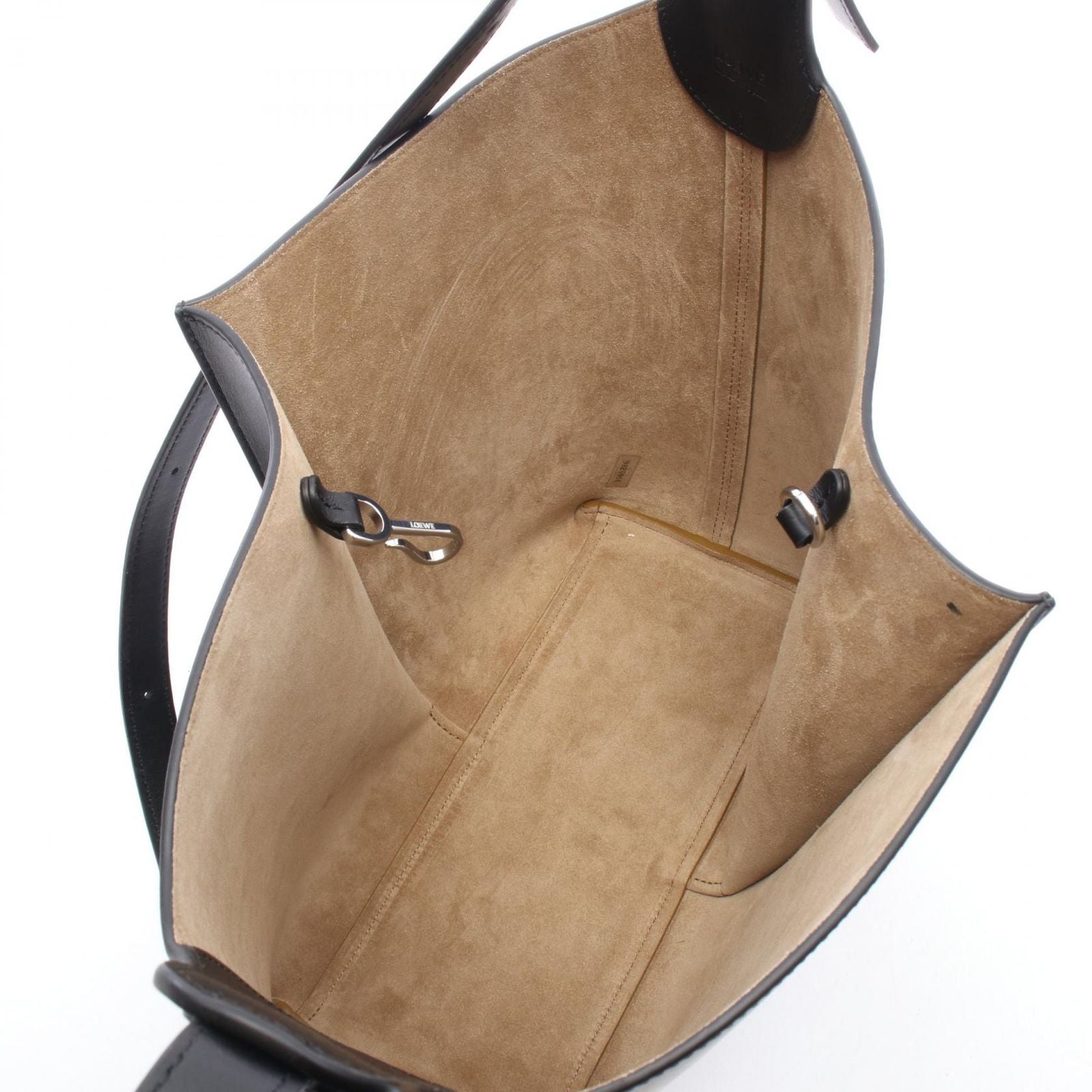 Loewe Shoulder Bag Bilbao Black Leather — view 3