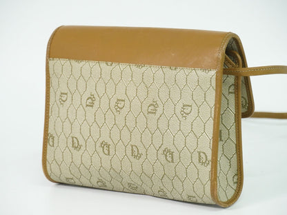 Dior Honeycomb Pattern Shoulder Bag Pochette Leather Beige Brown — view 2