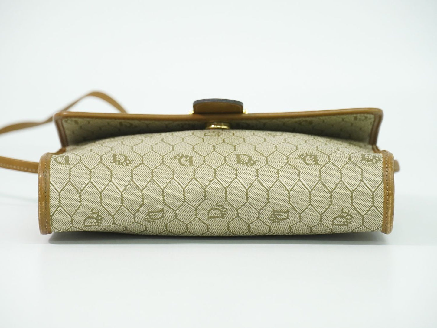 Dior Honeycomb Pattern Shoulder Bag Pochette Leather Beige Brown — view 3