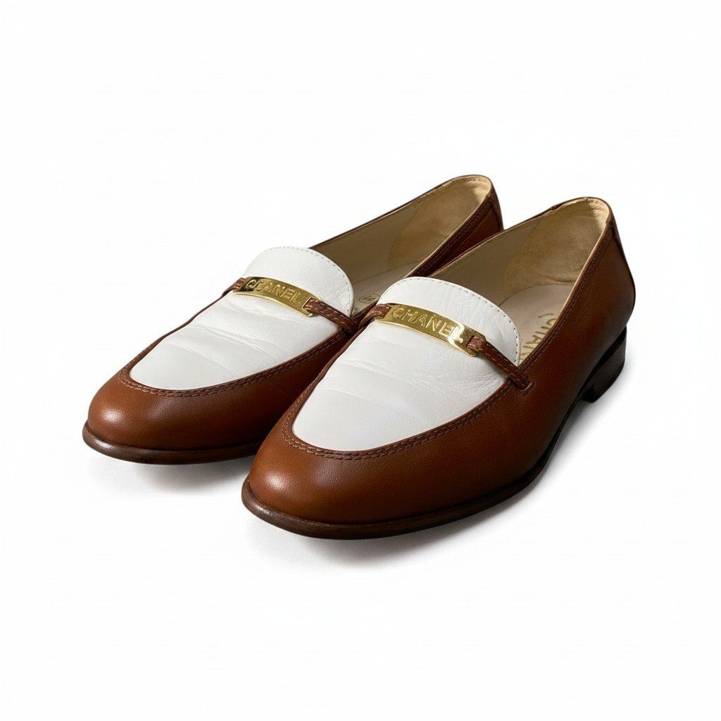 Chanel Bicolor Gold Plate Leather Loafers 37c Shoes
