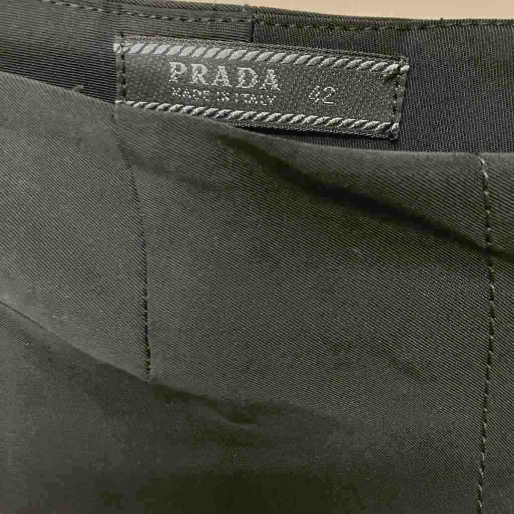 Prada Trousers Pleated Pants Vintage Archive 42 Black — view 5