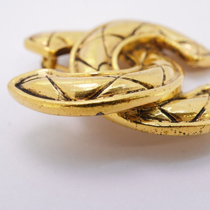 Chanel Brooch CC Logo Quilted Gold Plated — view 9