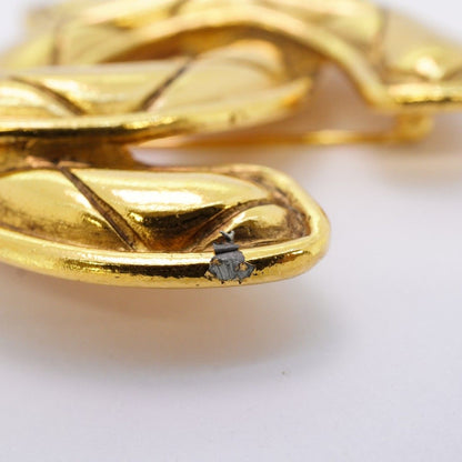Chanel Brooch CC Logo Quilted Gold Plated — view 7