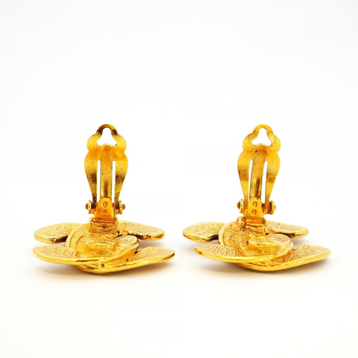 Chanel Earrings Vintage CC Logo Quilted Gold Plated — view 6