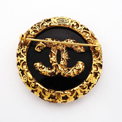 Chanel Brooch Vintage CC Logo Round — view 5