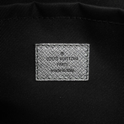 Louis Vuitton Shoulder Bag Taigarama Outdoor Messenger Silver — view 5