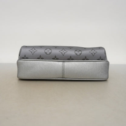 Louis Vuitton Shoulder Bag Taigarama Outdoor Messenger Silver — view 3