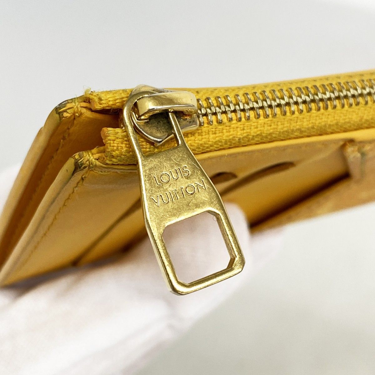Louis Vuitton Coin Case Monogram Heritage Card Holder Saffron Yellow — view 8