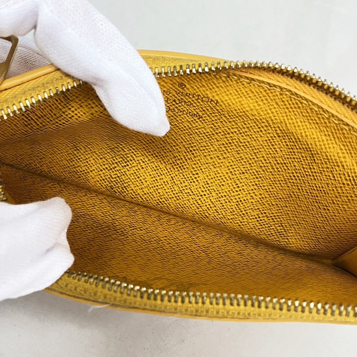 Louis Vuitton Coin Case Monogram Heritage Card Holder Saffron Yellow — view 3