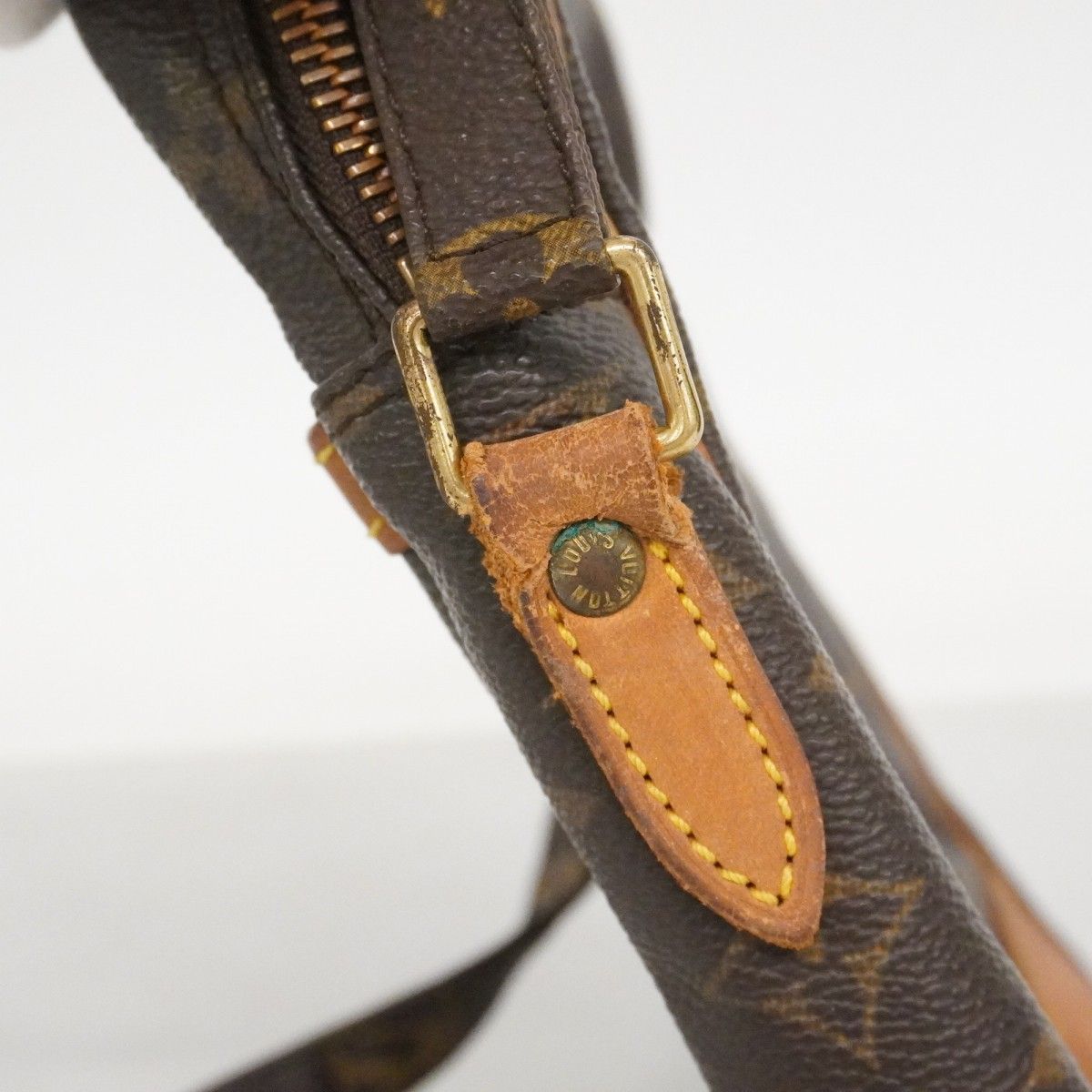 Louis Vuitton Shoulder Bag Monogram Danube Brown — view 6