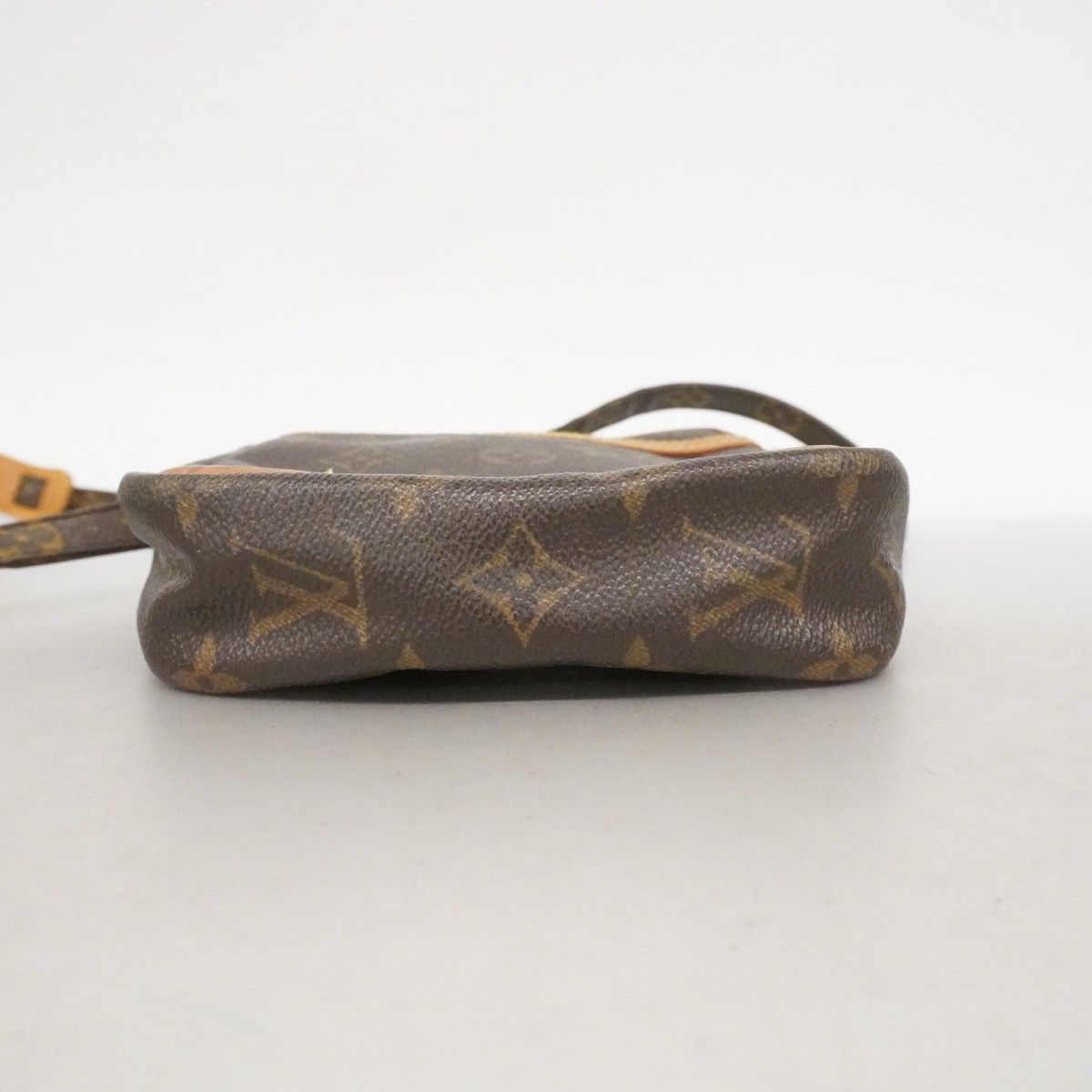 Louis Vuitton Shoulder Bag Monogram Danube Brown — view 3