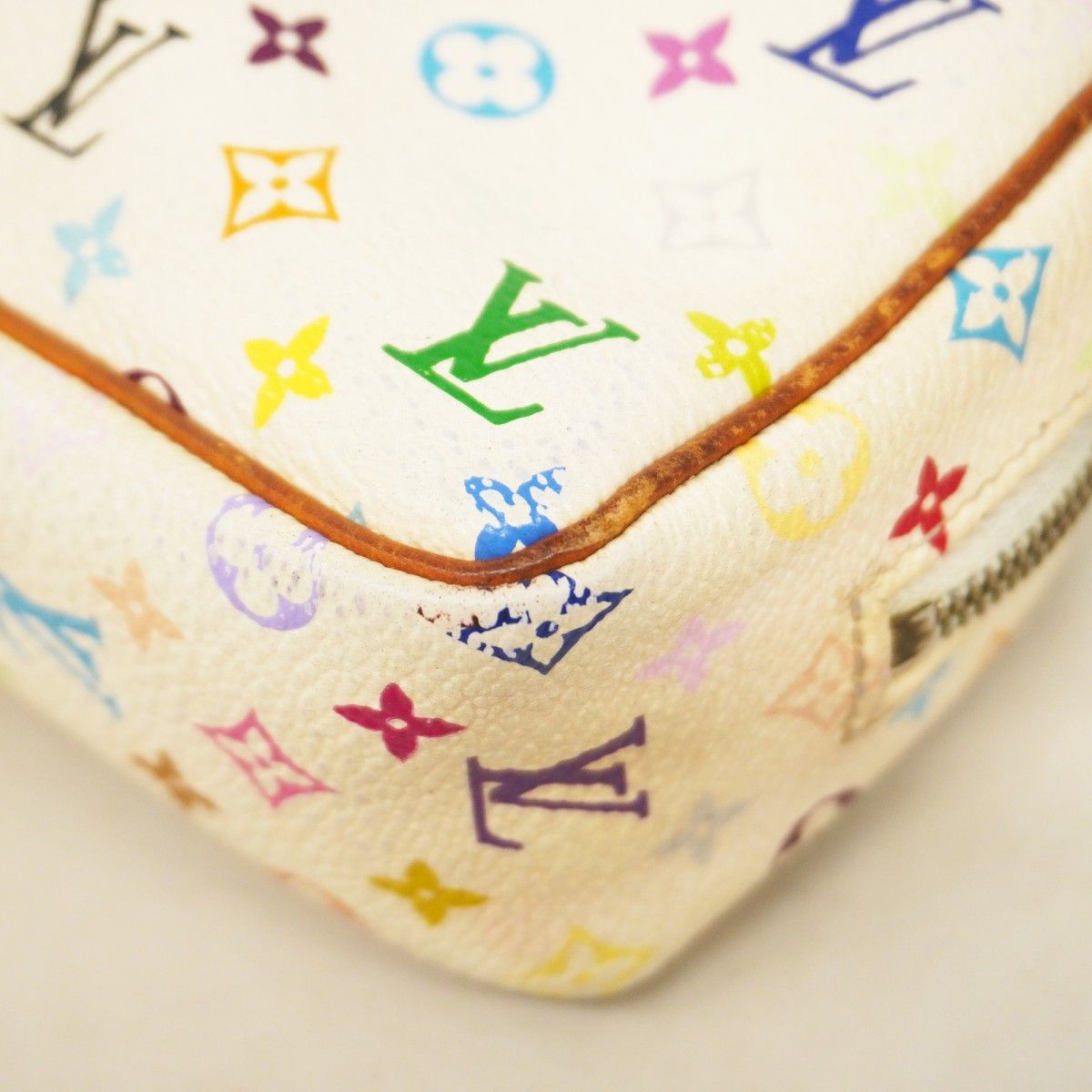 Louis Vuitton Pouch Monogram Multicolor Trousse Wapiti Blanc — view 6