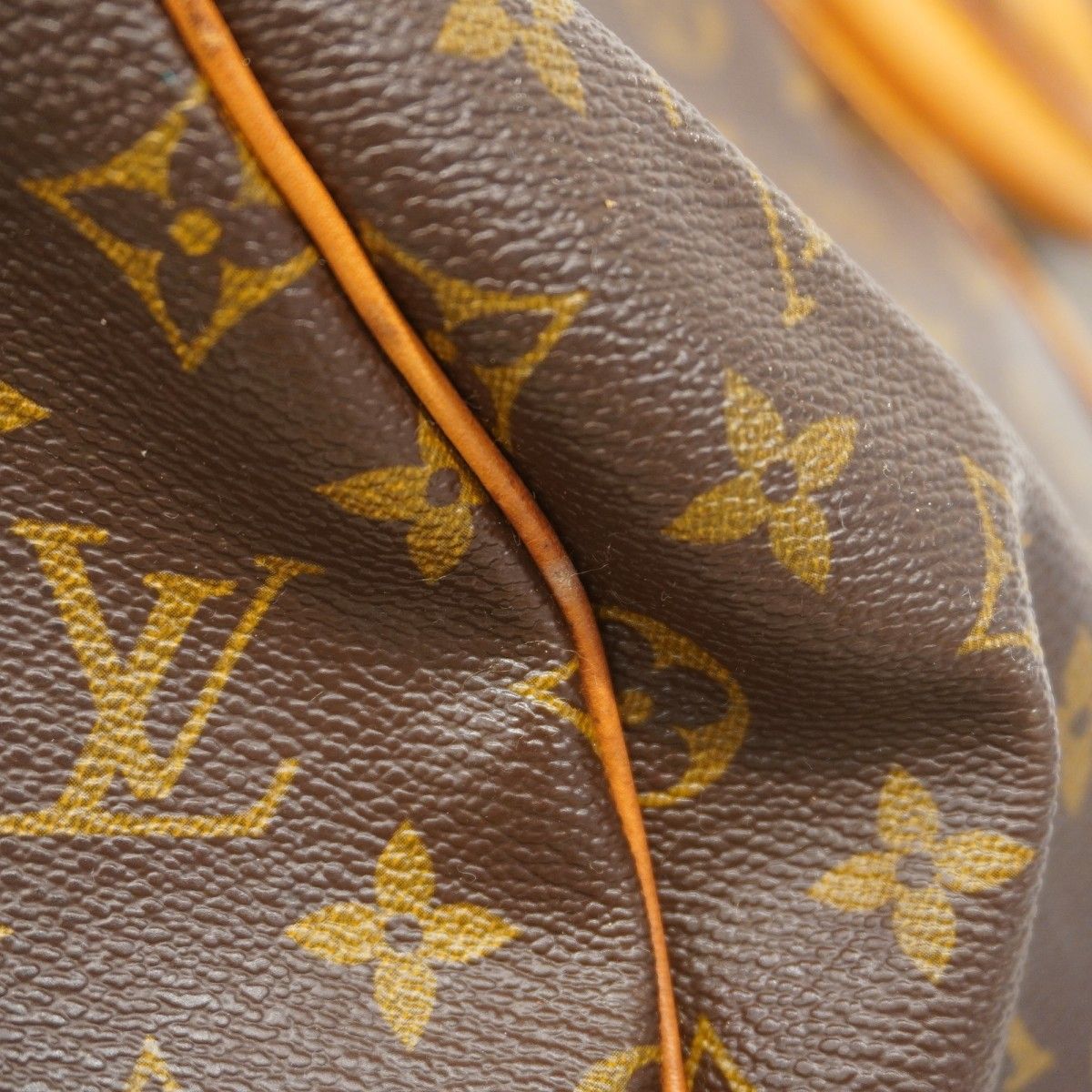 Louis Vuitton Boston Bag Monogram Keepall 55 Brown — view 9