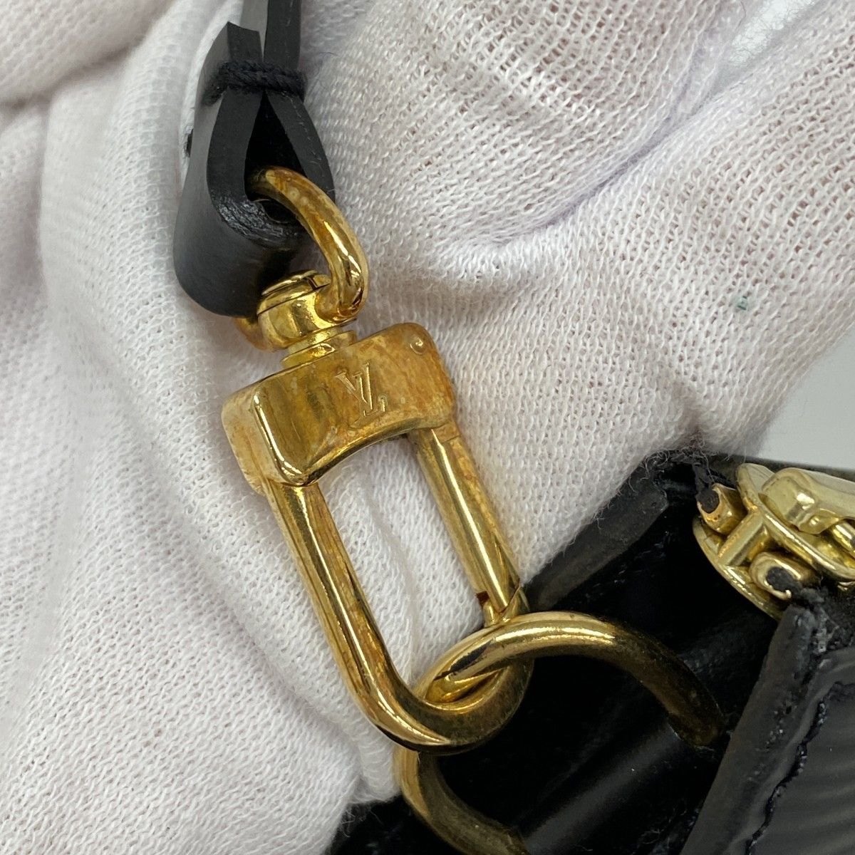 Louis Vuitton Pouch Epi Pochette Noir — view 6