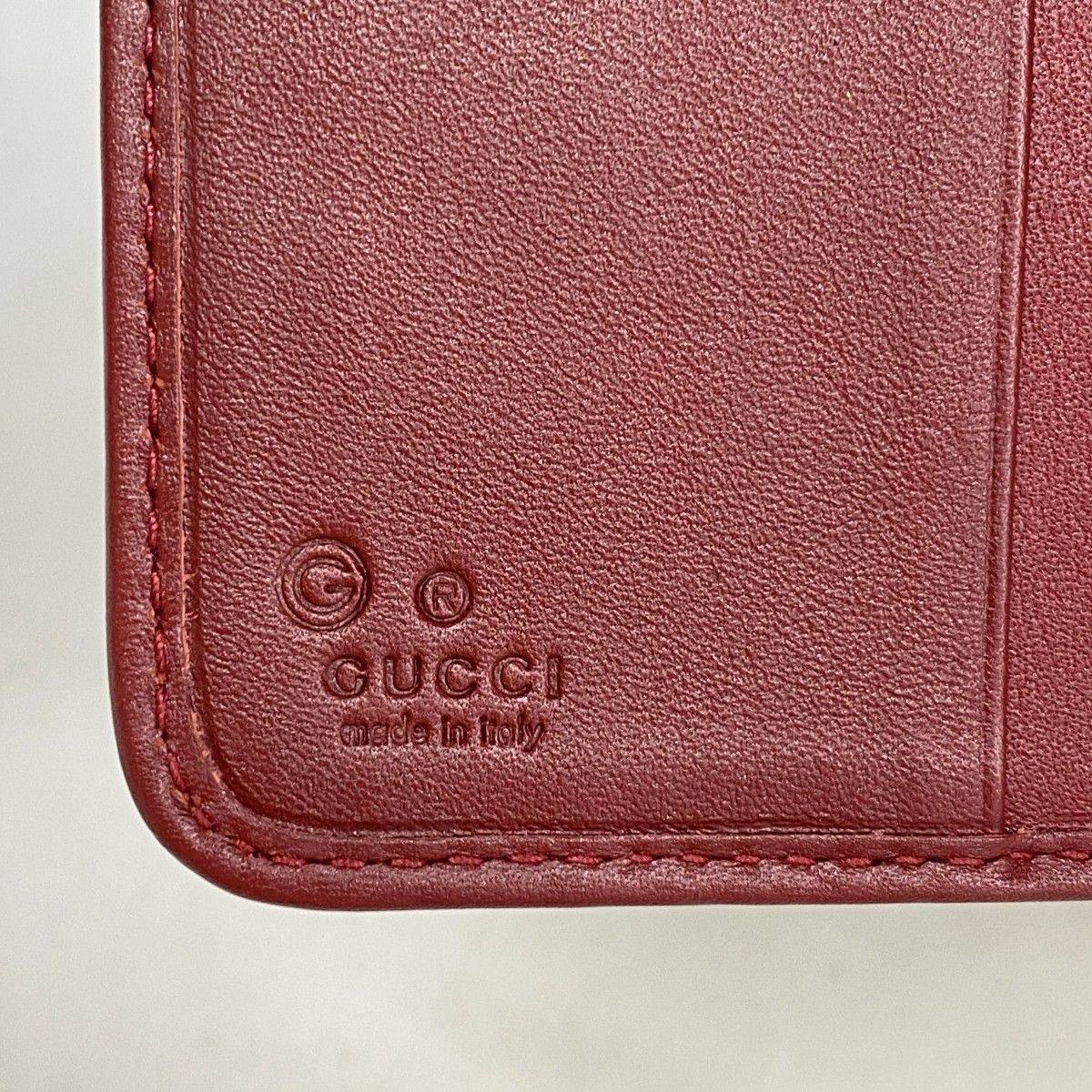 Gucci Wallet Micro Guccissima Leather Bordeaux Champagne Gold — view 4