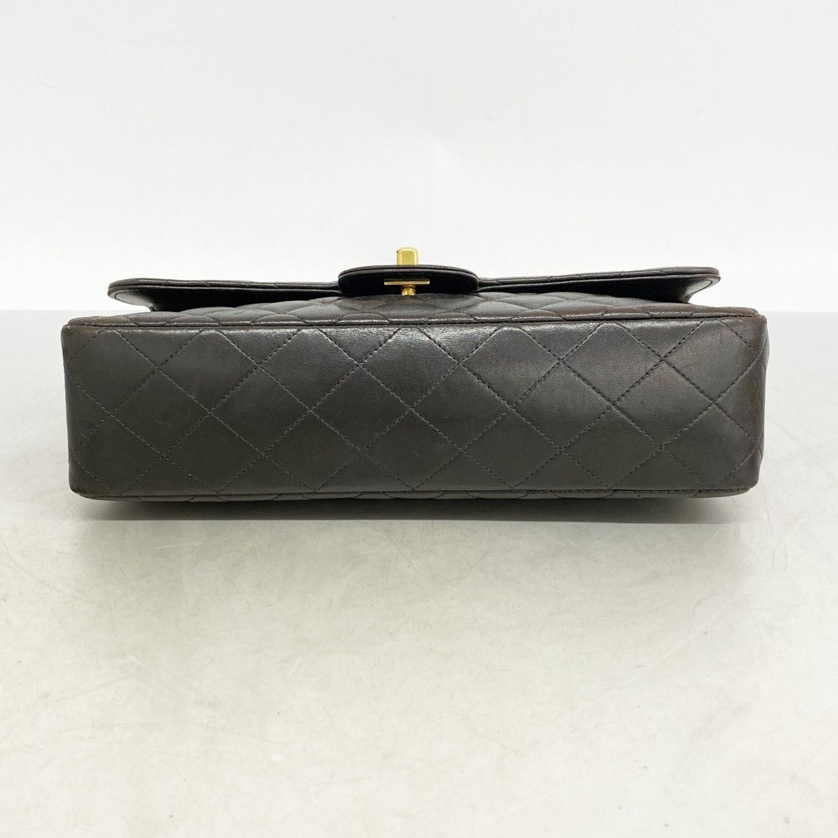 Chanel Handbag Quilted Lambskin Black Gold — view 3