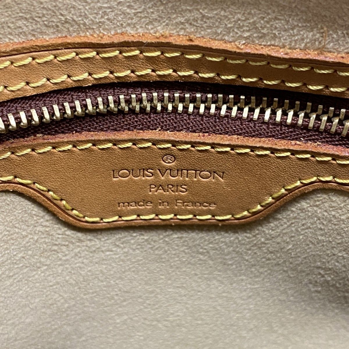 Louis Vuitton Shoulder Bag Monogram Looping MM Brown — view 5