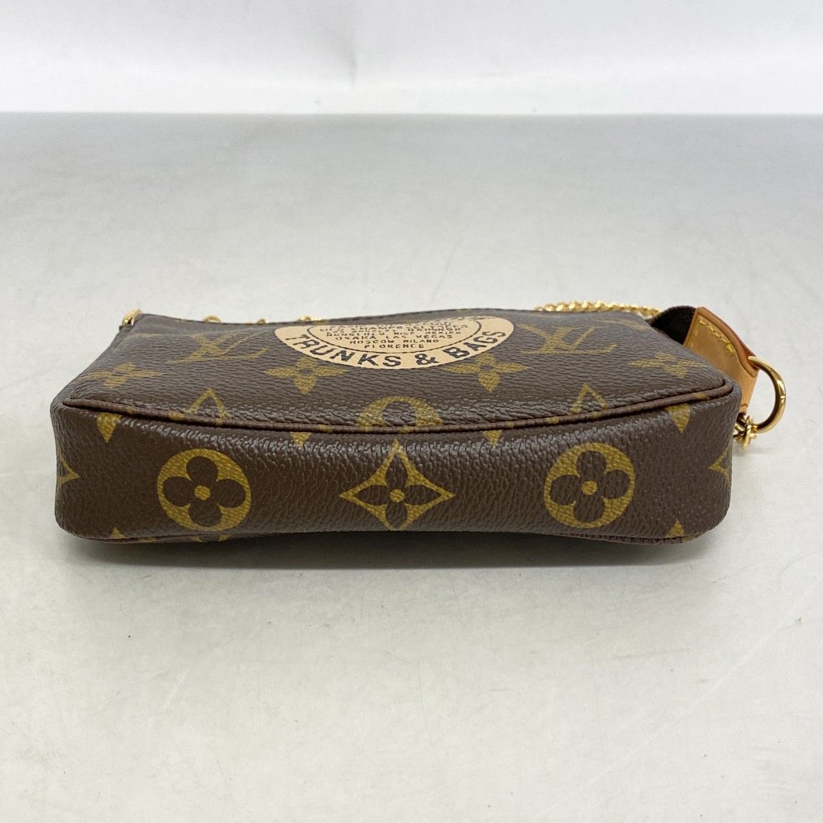 Louis Vuitton Pouch Monogram Mini Pochette Brown — view 3