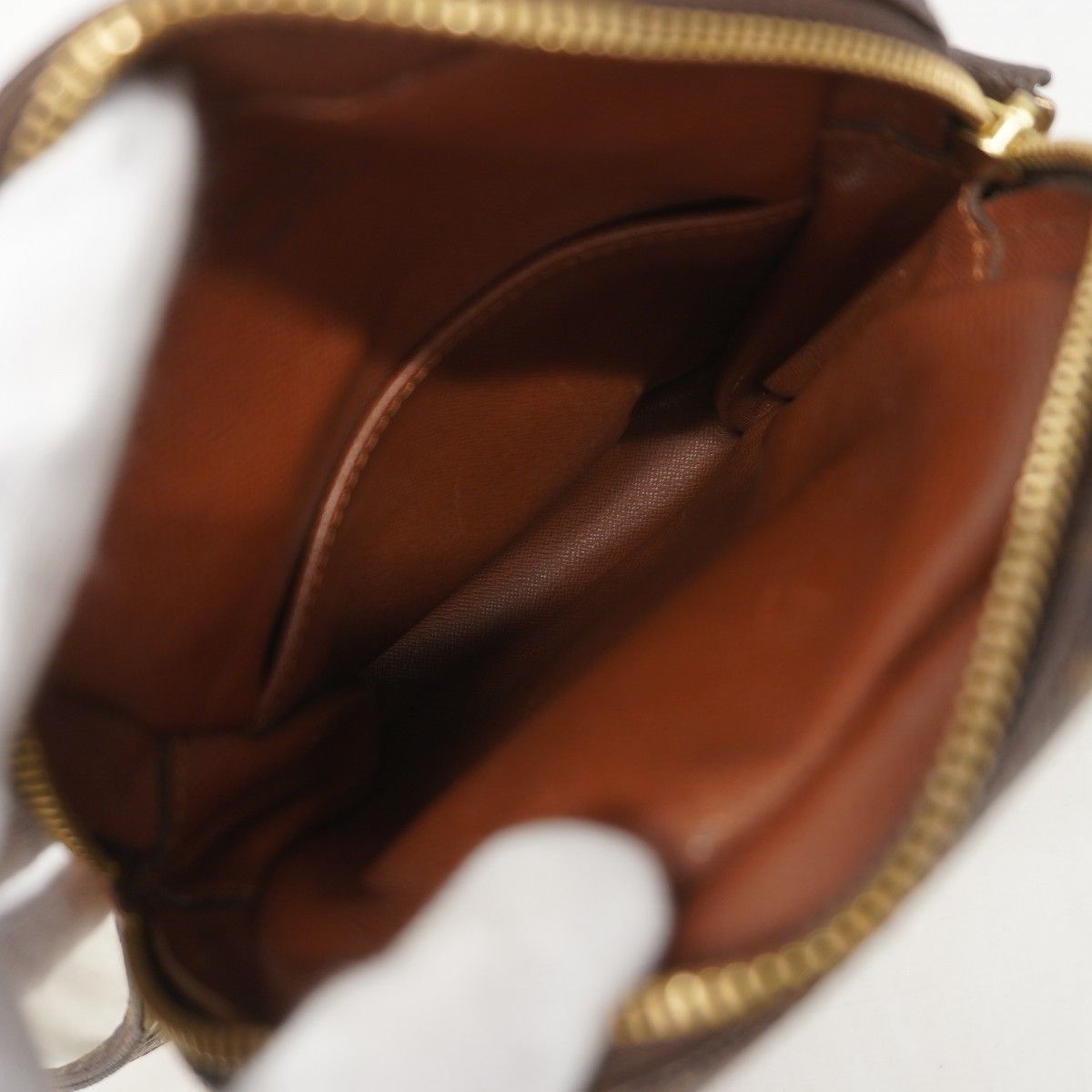 Louis Vuitton Shoulder Bag Monogram Amazon Brown — view 4
