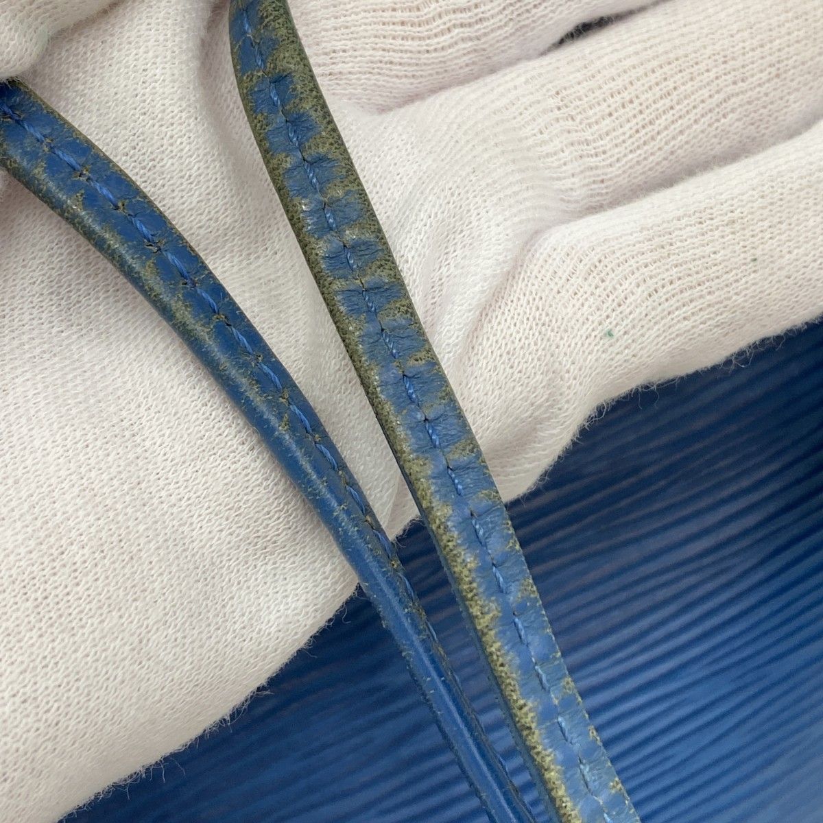 Louis Vuitton Shoulder Bag Epi Noe Toledo Blue — view 8