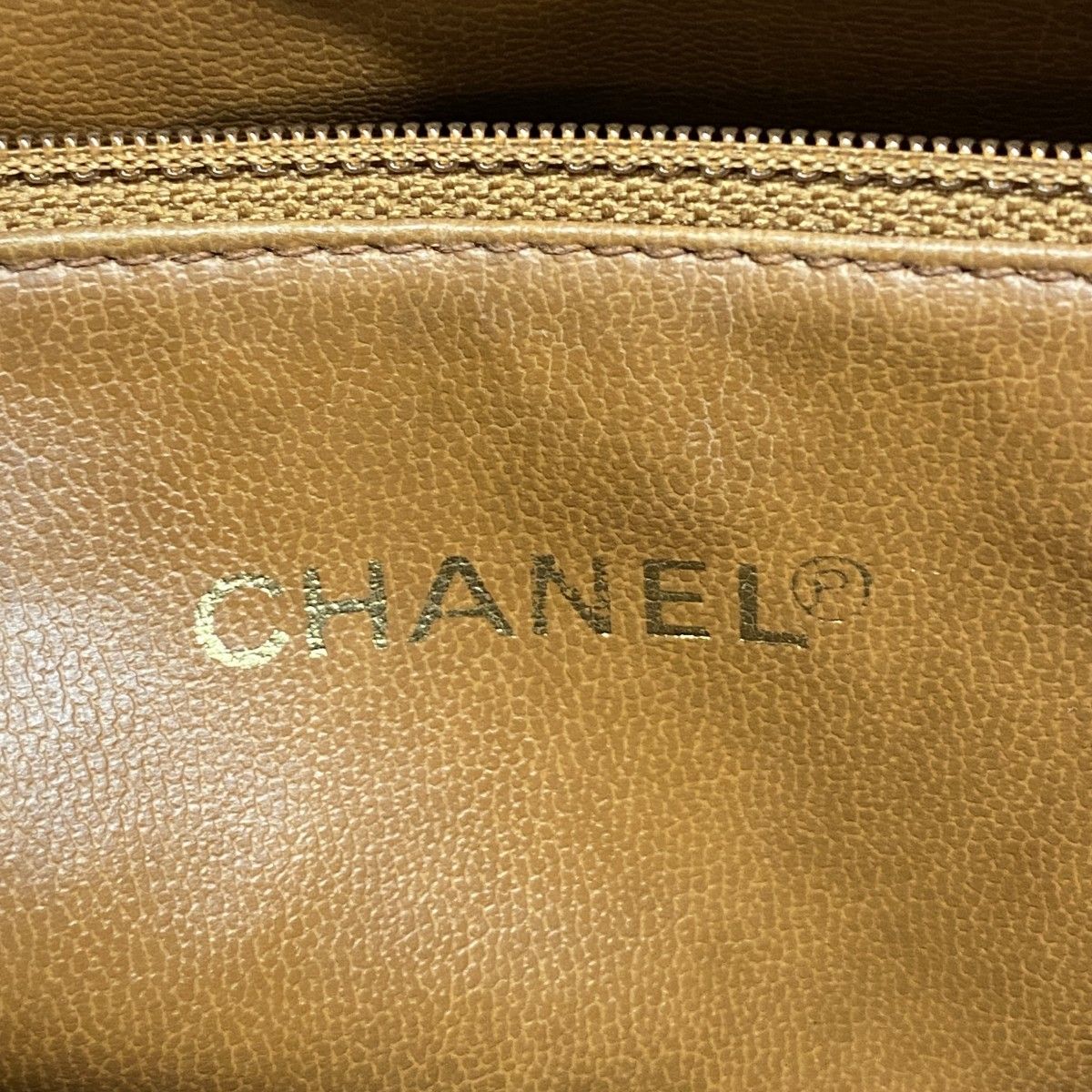 Chanel Chain Tote Caviar Leather Brown Gold — view 4
