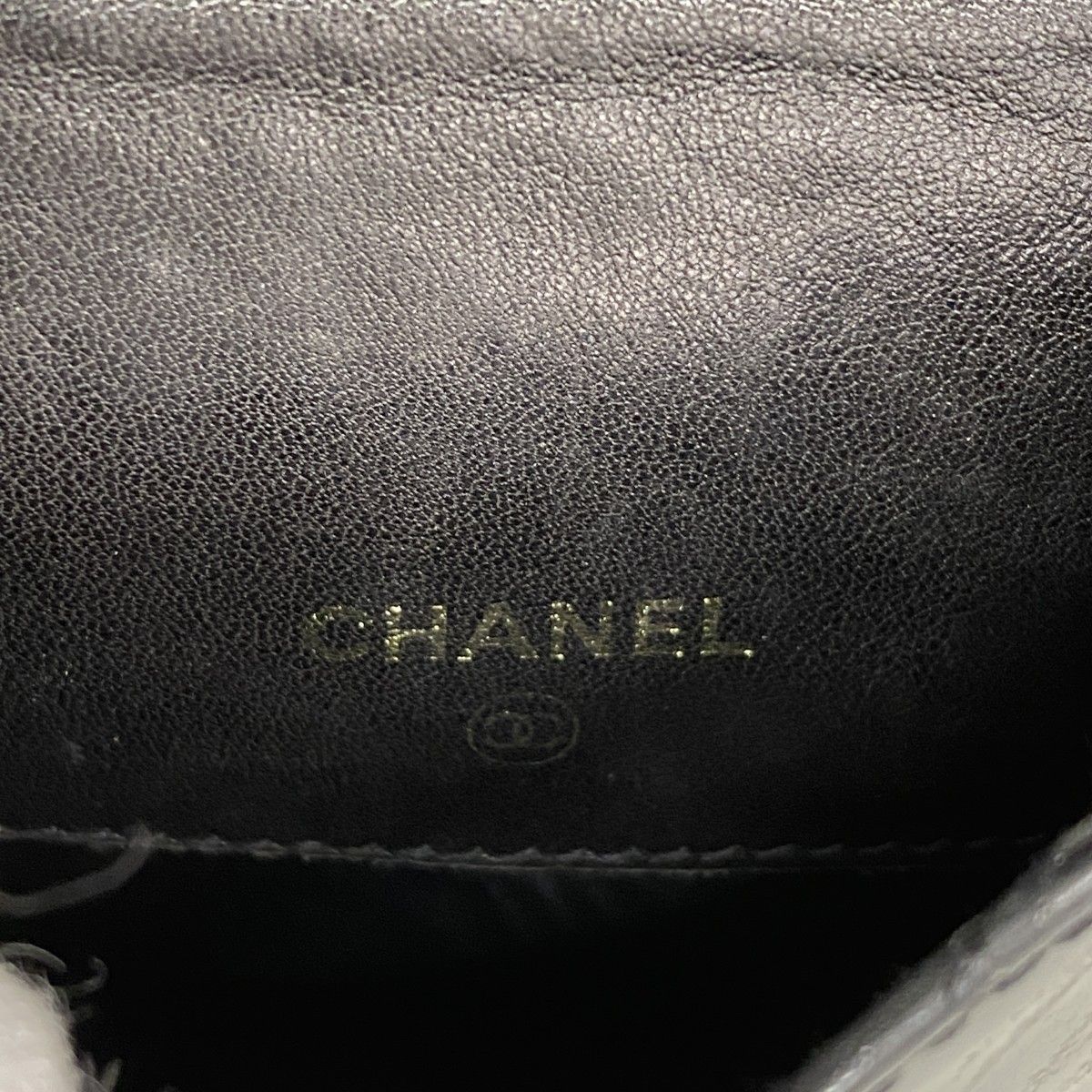 Chanel Shoulder Bag Patent Leather Black Gold — view 5