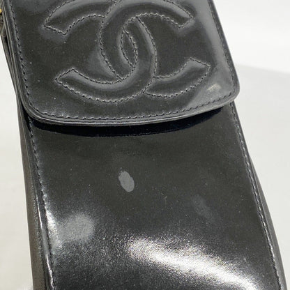 Chanel Shoulder Bag Patent Leather Black Gold — view 6