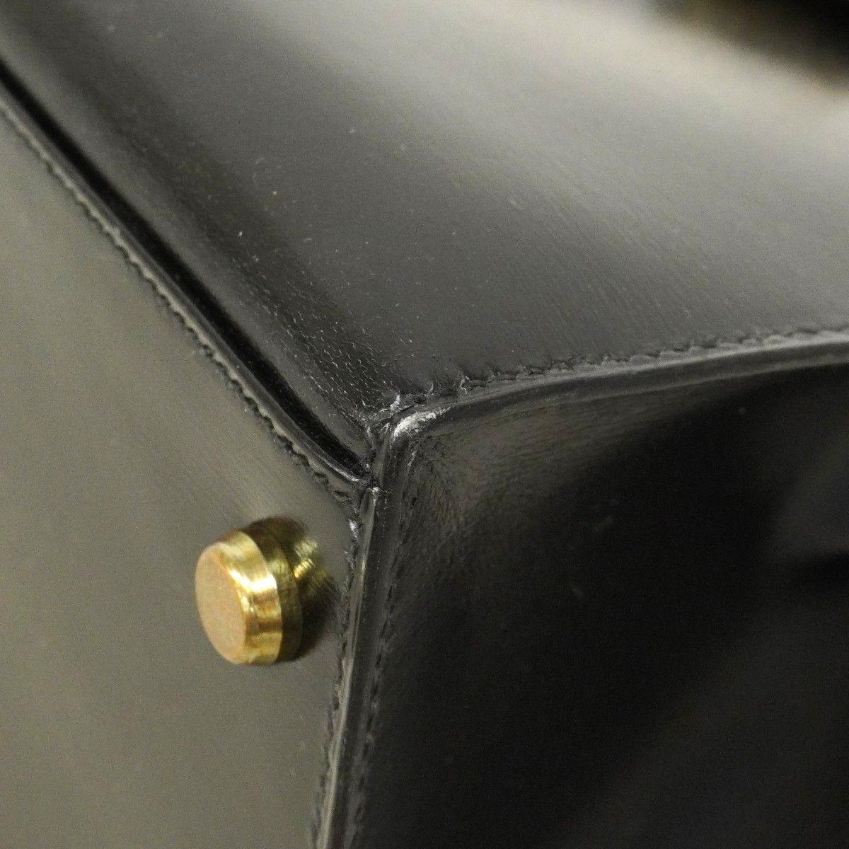 Hermes Handbag Kelly 28 Box Calf Black Gold — view 6