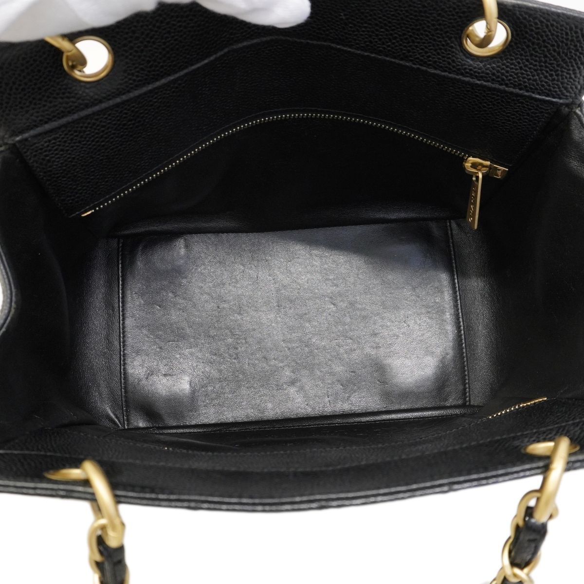 Chanel Chain Tote Quilted Caviar Leather Black Gold — view 4