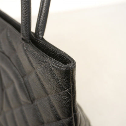 Chanel Tote Medallion Caviar Leather Black Gold — view 7