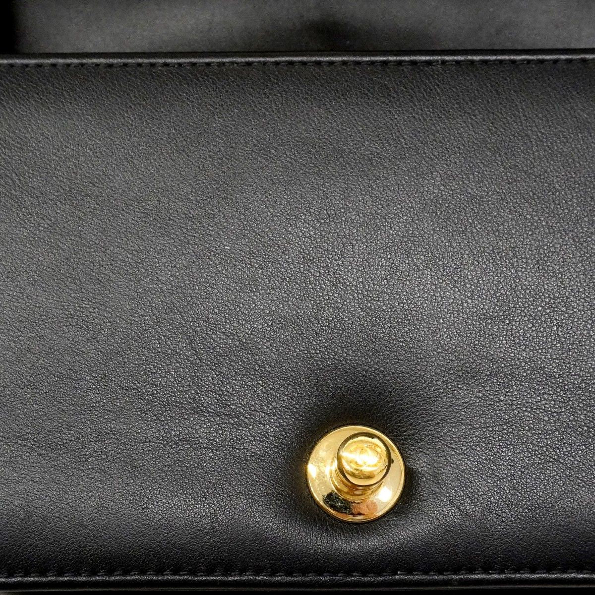 Chanel Shoulder Bag Stitch Lambskin Black Gold — view 8