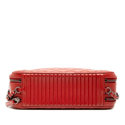 Chanel Quilted Cocobo-i Chain Shoulder Bag Red Lambskin — view 3