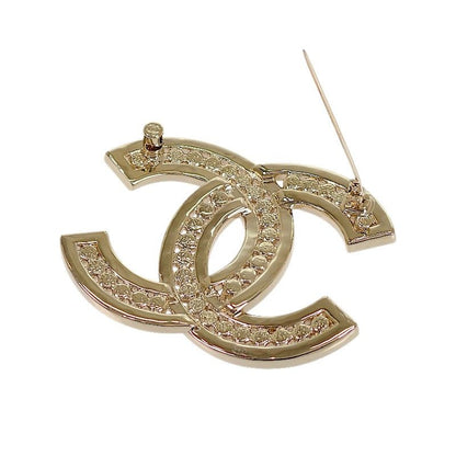 Chanel CC Logo Brooch Metal Rhinestone Gold Ceremonial Gift — view 6
