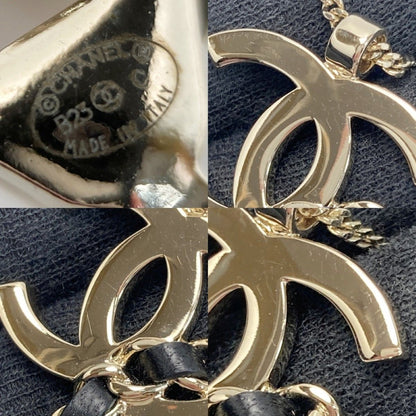 Chanel CC Logo Quilted Bag Motif Necklace Gold White — view 6