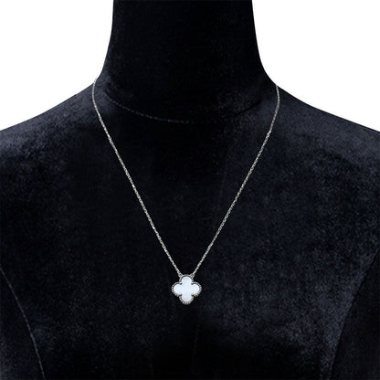 Van Cleef & Arpels Vintage Alhambra Necklace — view 6