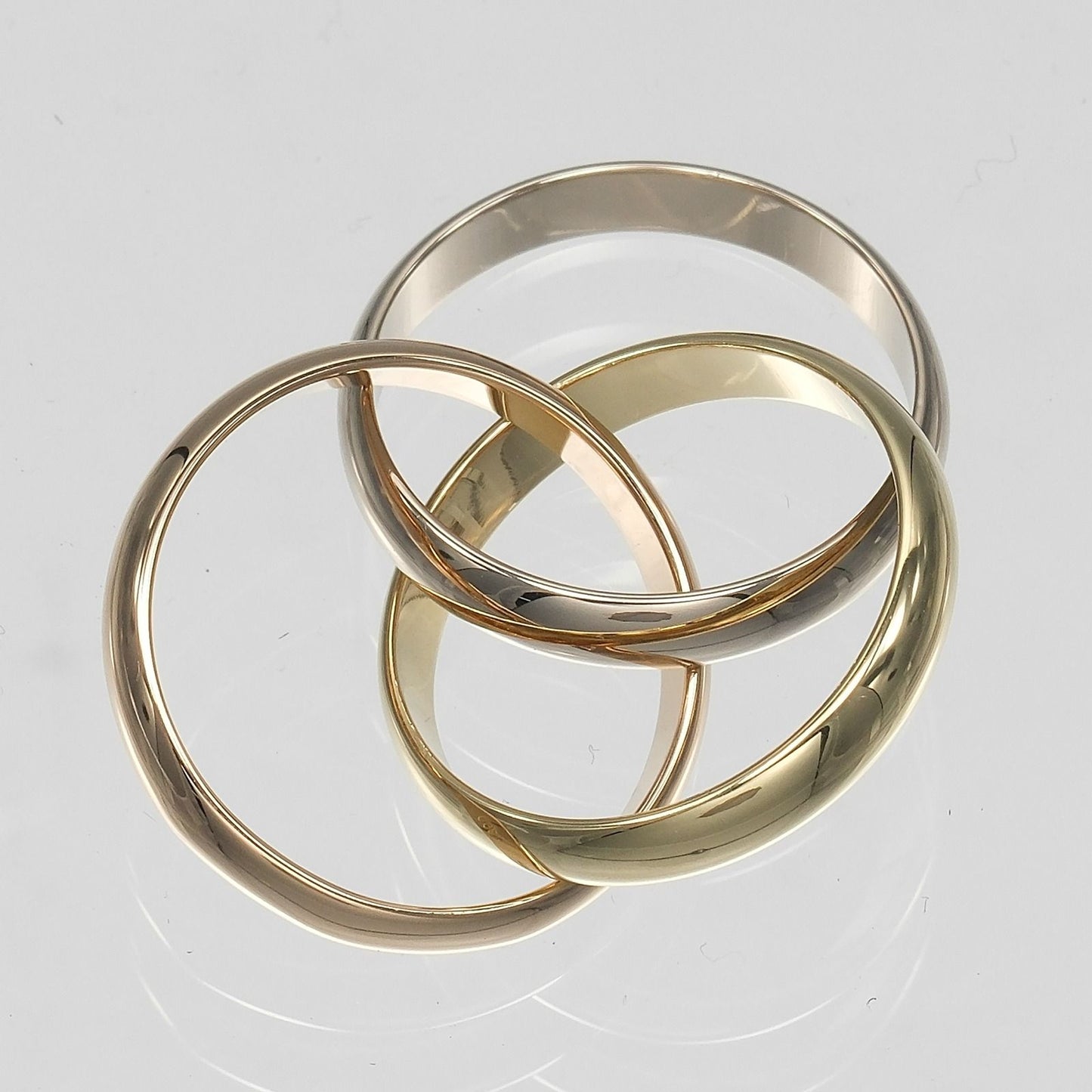 Cartier Trinity mm Band Ring — view 7