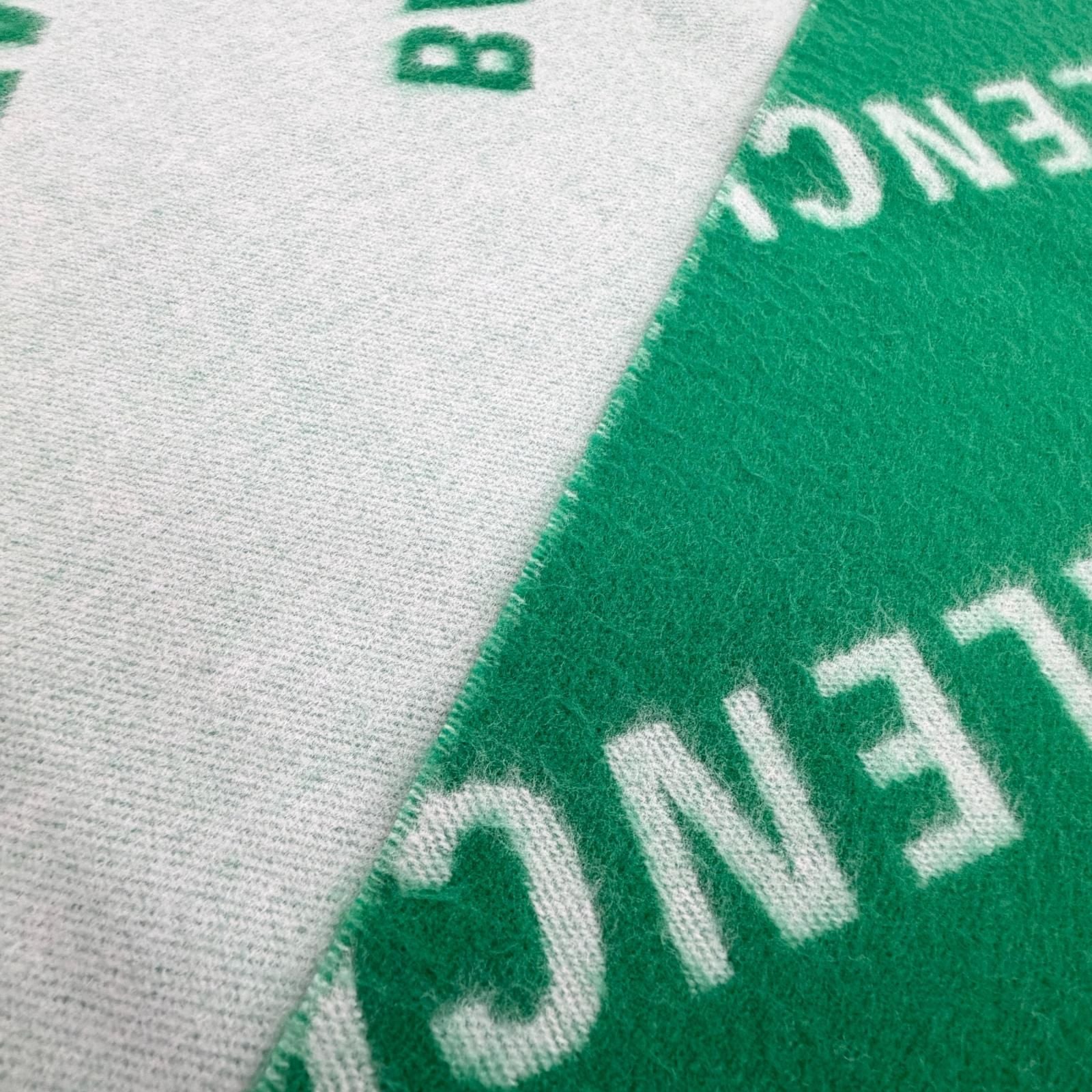 Balenciaga Wool Overall Logo Pattern Large Shawl Scarf Green — view 4