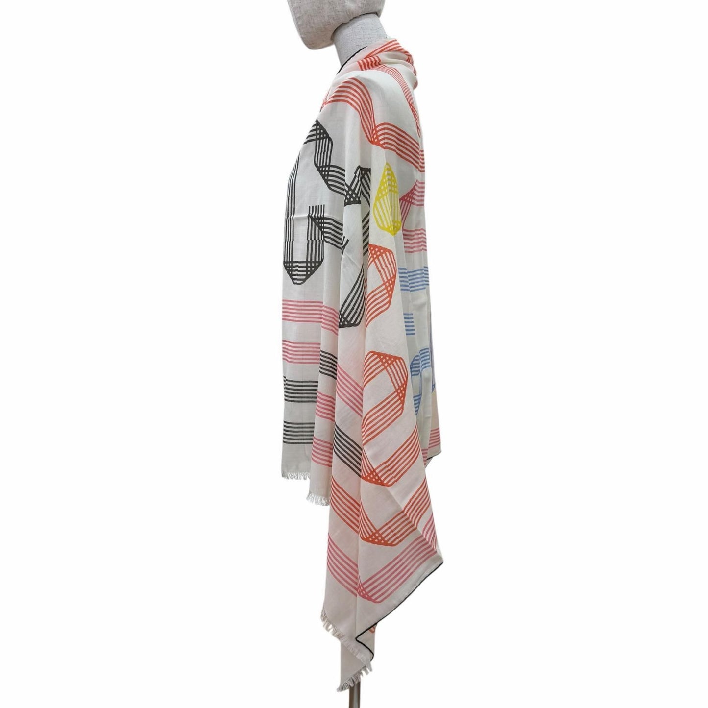 Hermes Cach Leger Rubans D'hermes 100% Blanc Noir Rouge Scarf — view 4