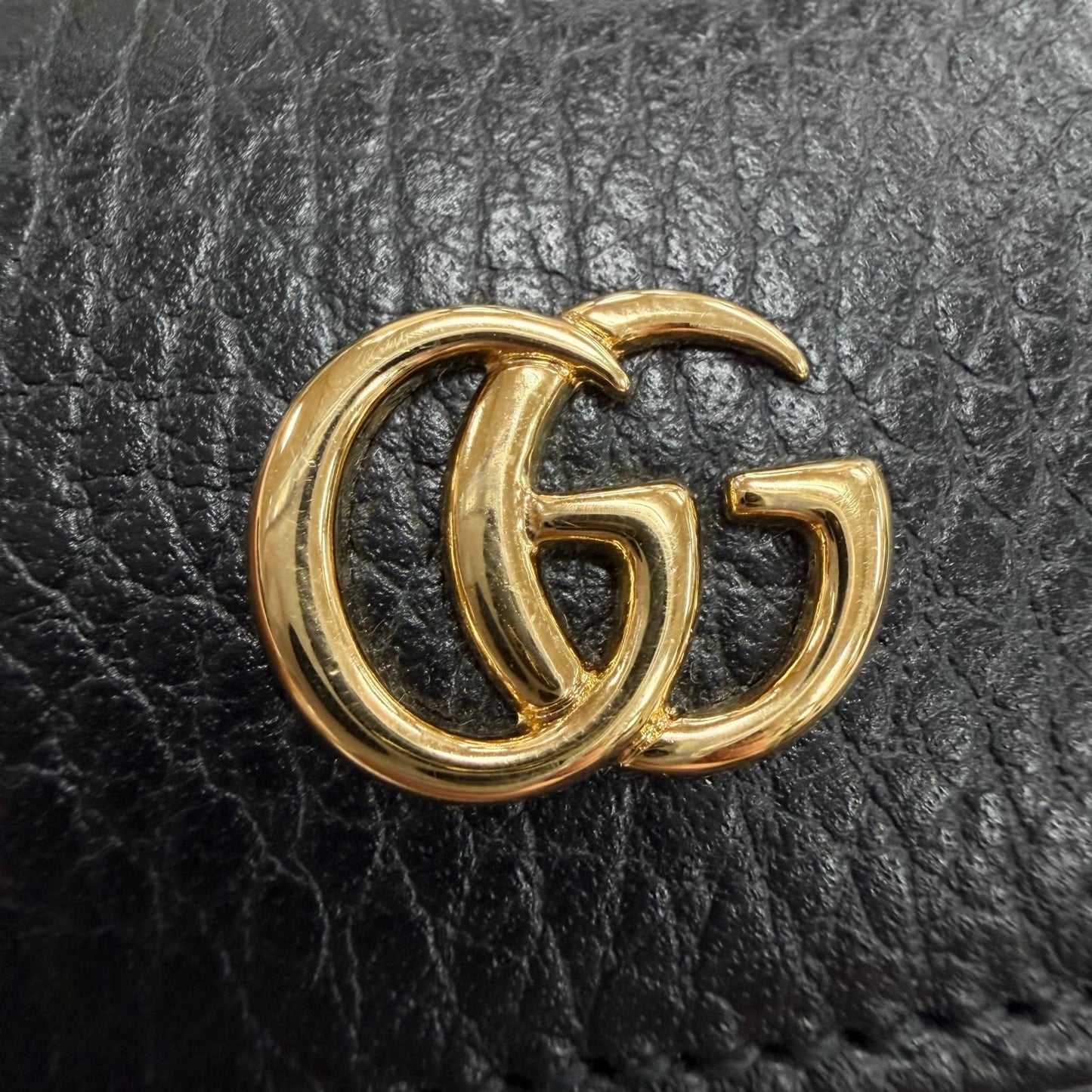 Gucci Leather Double 6 Row Key Case Black Gold Key Holder — view 7