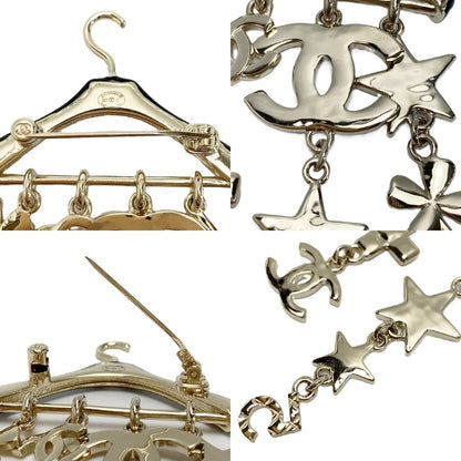 Chanel CC Logo Hanger Motif Metal Resin Brooch Gold Black — view 7