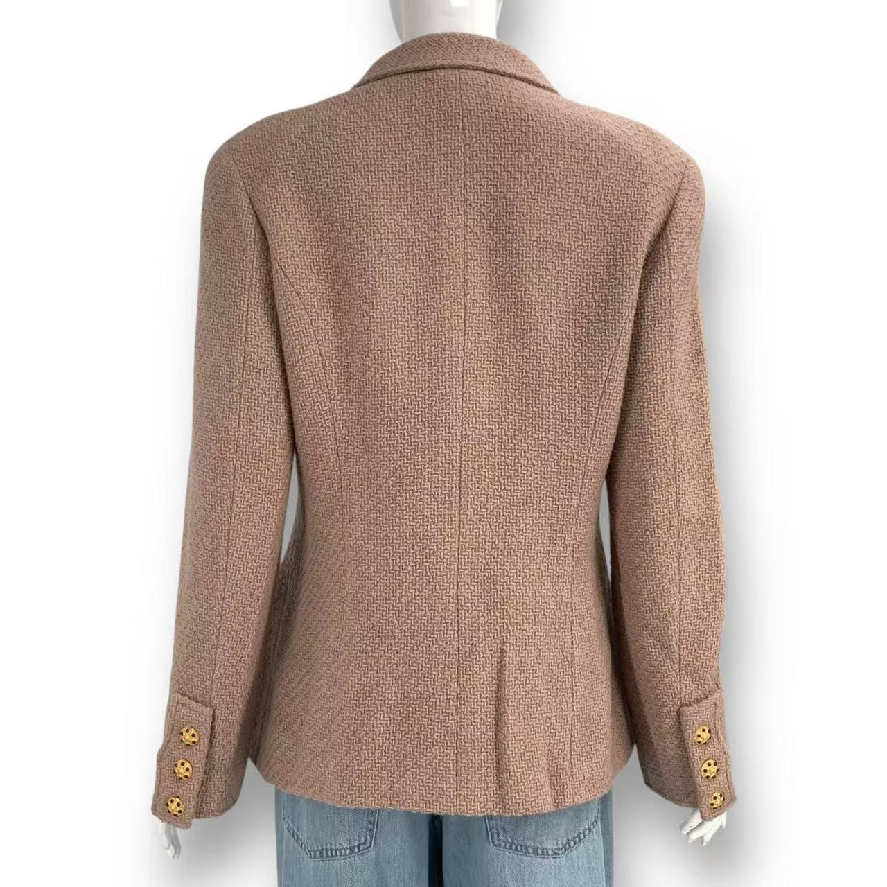 Chanel Gripoix Button Tweed Jacket Pink Beige Wool 44 — view 2